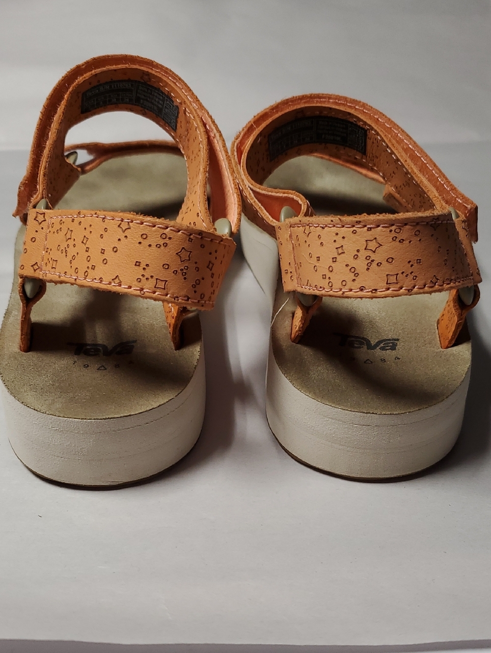 Teva Midform Universal Star Sandal Size 7 in Coral Outdoors Hike Celestial - Picture 8 of 16